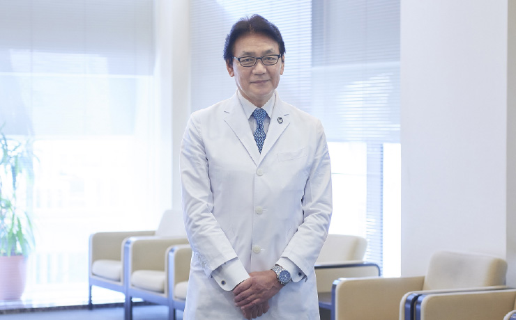 主任教授　岡本 愛光